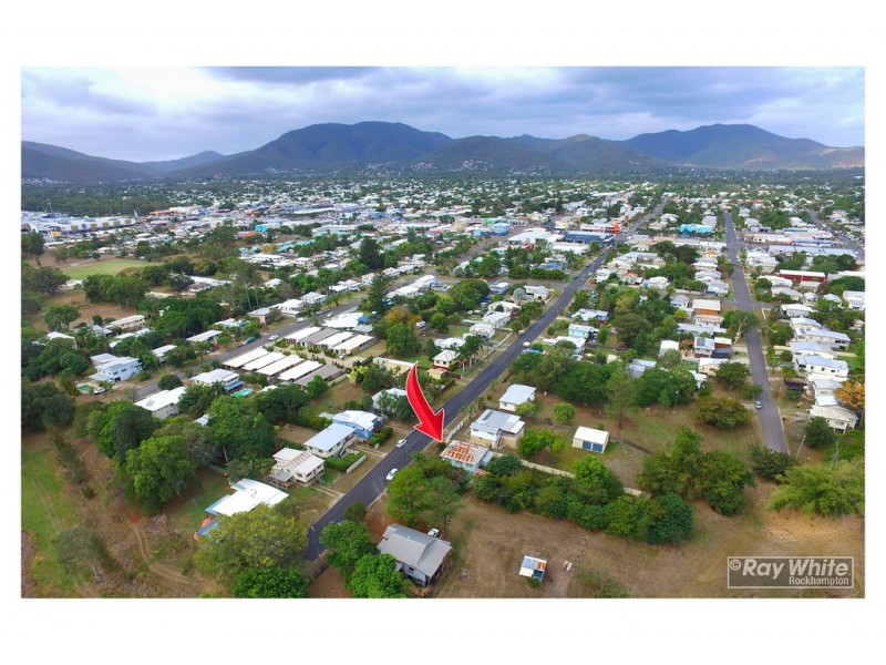 10 Burnett Street, Berserker QLD 4701
