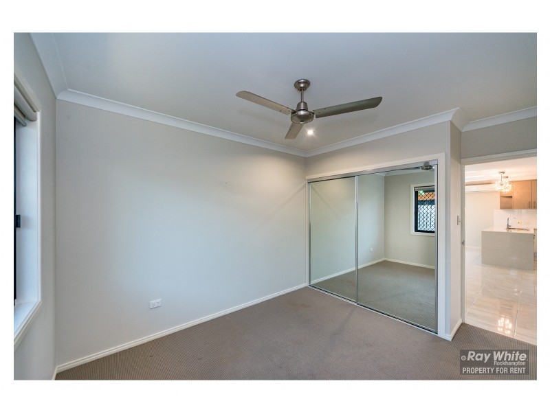 24 Zamia Way, Gracemere QLD 4702