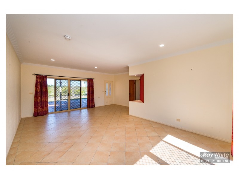 41 Angela Road, Rockyview QLD 4701