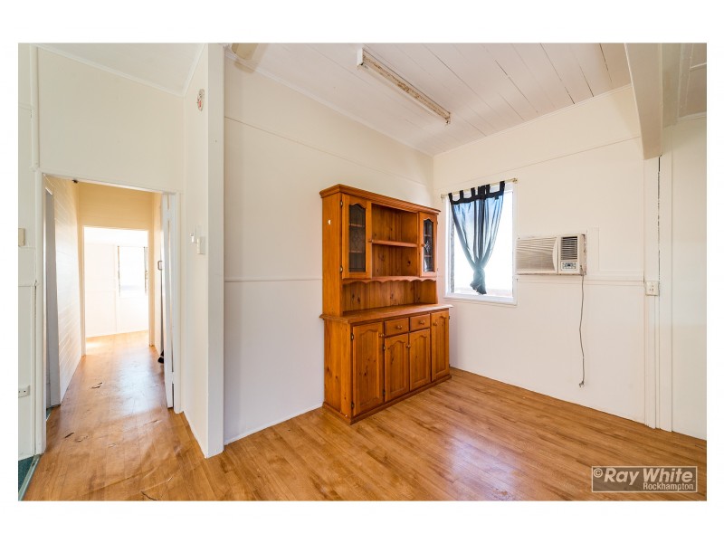 338 East Street, Depot Hill QLD 4700