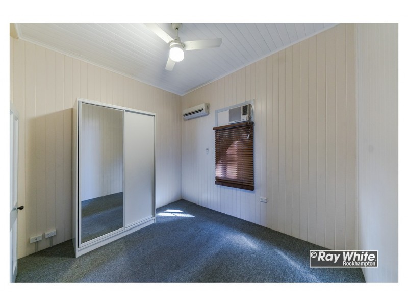 137 Lakes Creek Road, Berserker QLD 4701
