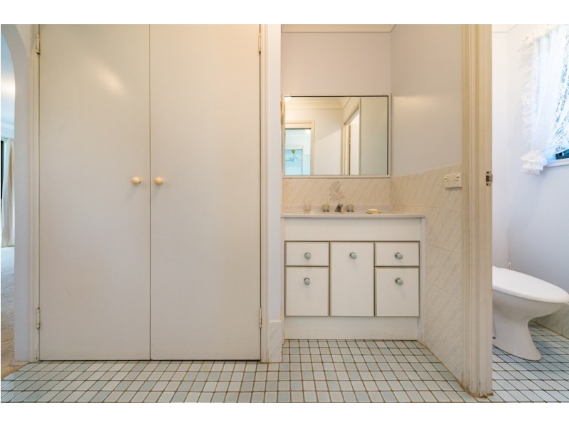 288 Thirkettle Avenue, Frenchville QLD 4701