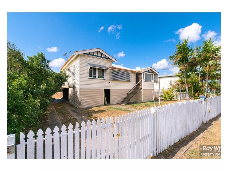 41 Armstrong street, Berserker QLD 4701