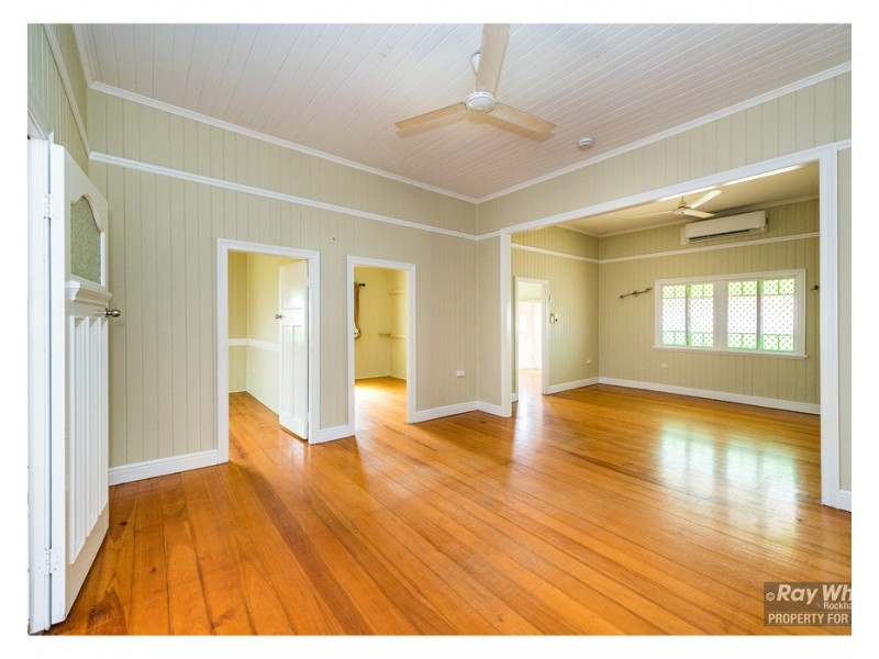 41 Armstrong street, Berserker QLD 4701