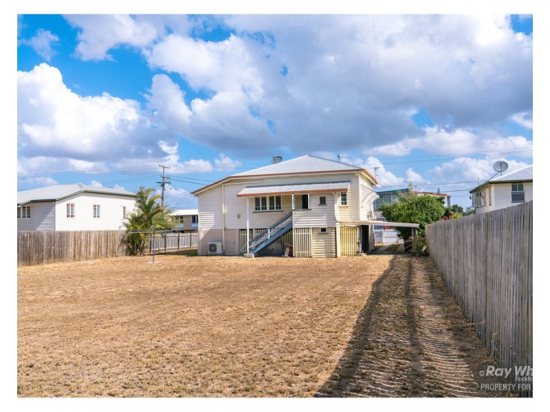 41 Armstrong street, Berserker QLD 4701