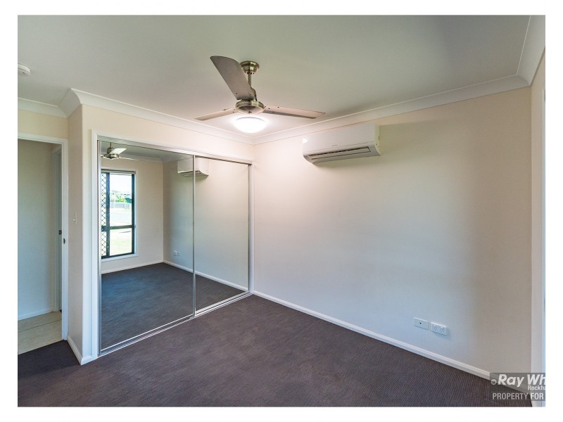 2 Thomas Street, Gracemere QLD 4702