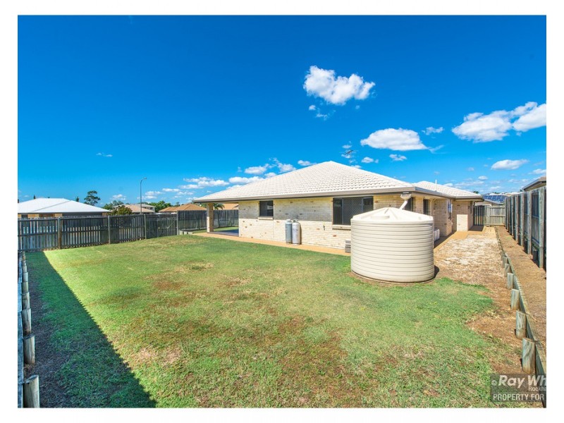 2 Thomas Street, Gracemere QLD 4702