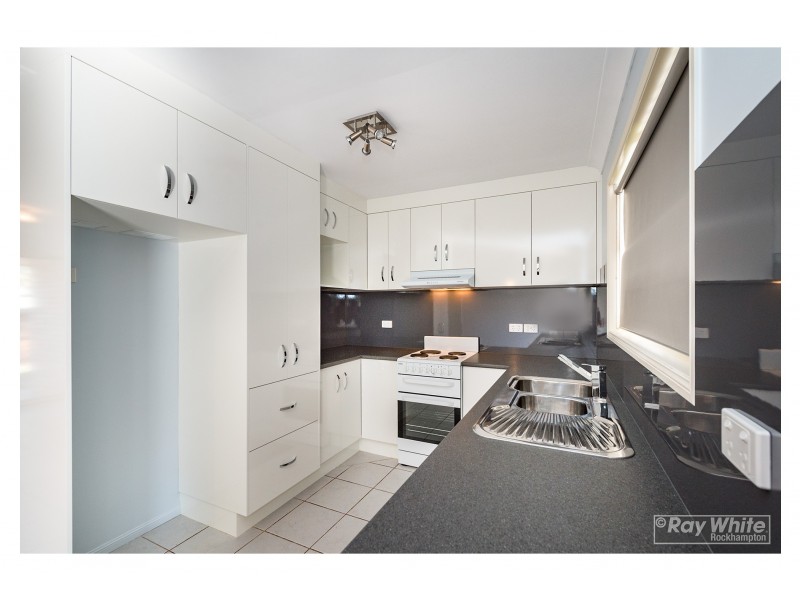 17 Col Crescent, Parkhurst QLD 4702