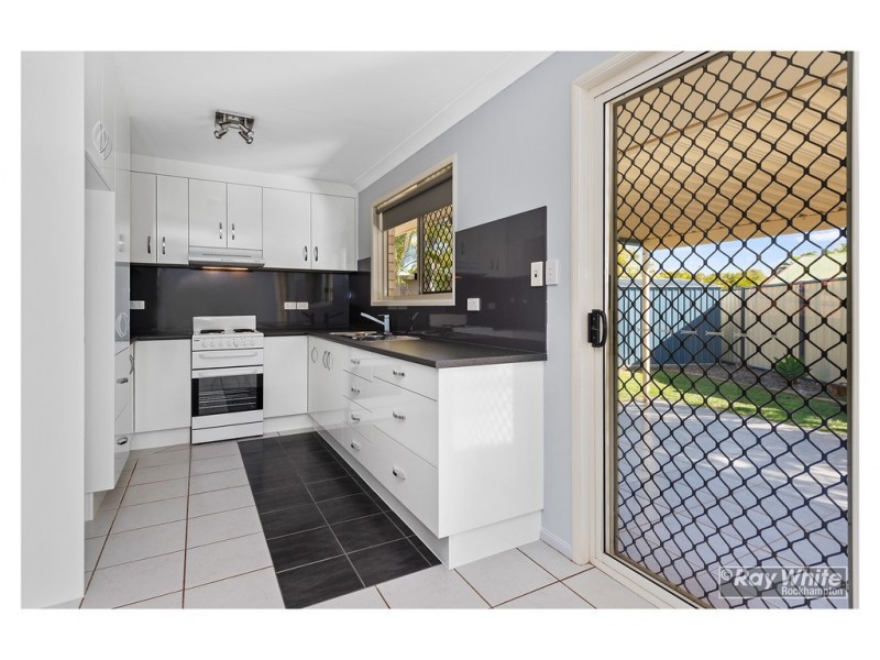 17 Col Crescent, Parkhurst QLD 4702