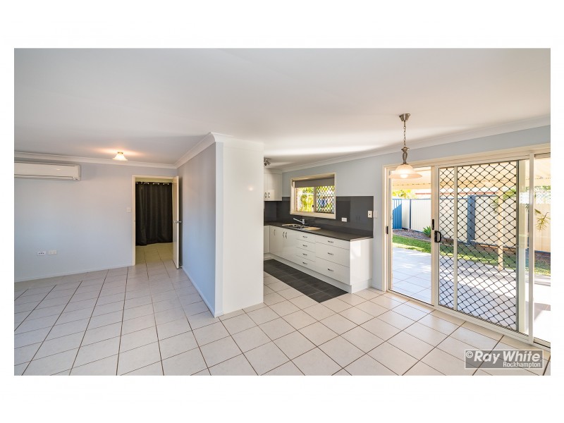 17 Col Crescent, Parkhurst QLD 4702