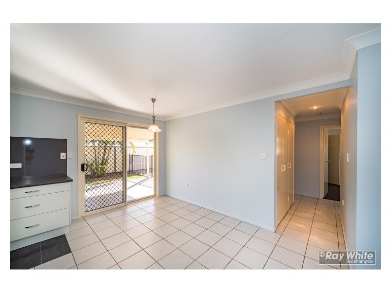 17 Col Crescent, Parkhurst QLD 4702