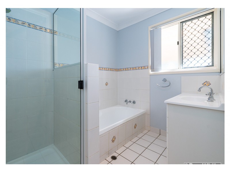 17 Col Crescent, Parkhurst QLD 4702
