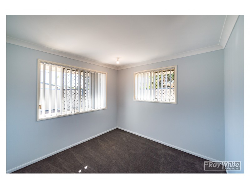 17 Col Crescent, Parkhurst QLD 4702