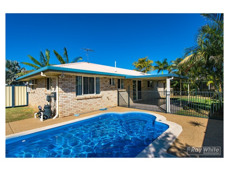 17 Col Crescent, Parkhurst QLD 4702
