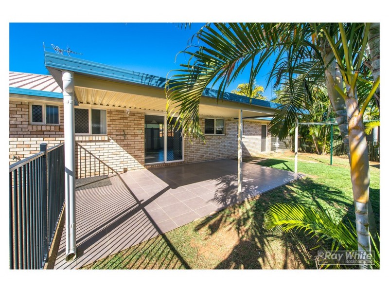 17 Col Crescent, Parkhurst QLD 4702