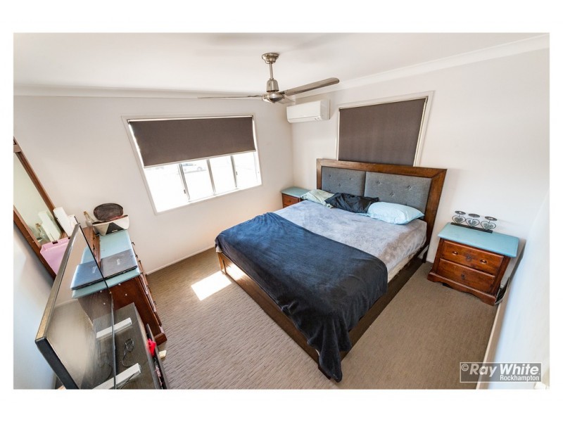 8 Blair Street, Kawana QLD 4701