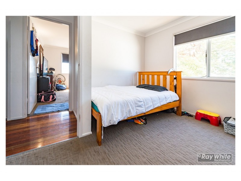 8 Blair Street, Kawana QLD 4701