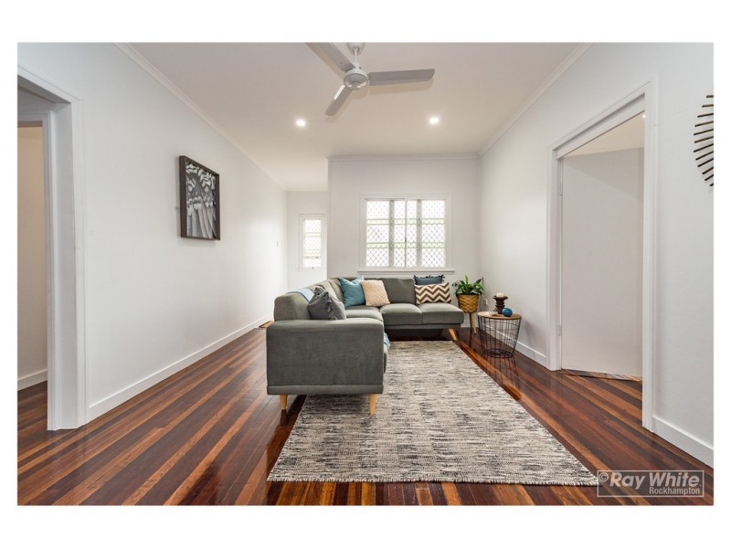 105 Main Street, Park Avenue QLD 4701