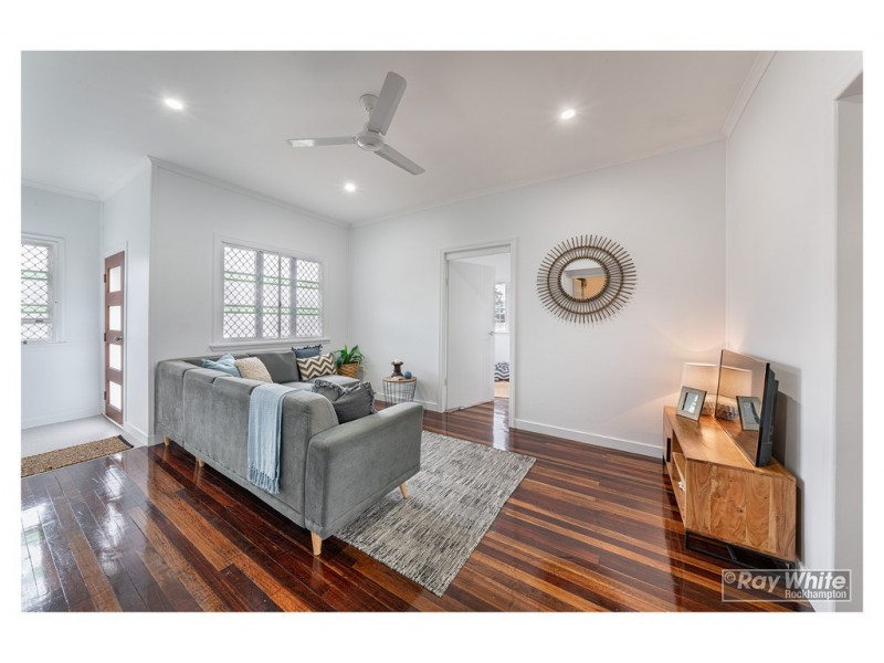 105 Main Street, Park Avenue QLD 4701