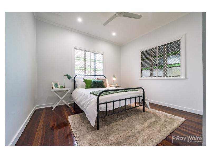 105 Main Street, Park Avenue QLD 4701