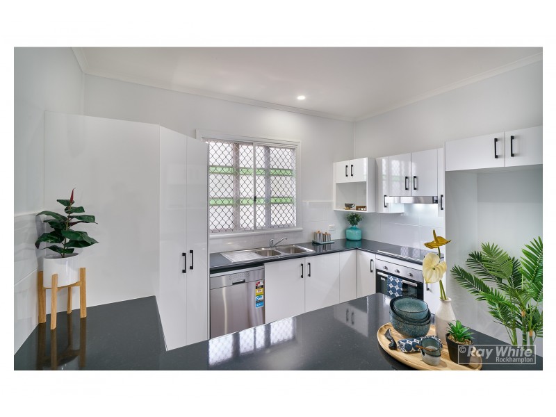 105 Main Street, Park Avenue QLD 4701