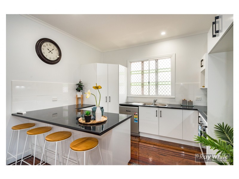 105 Main Street, Park Avenue QLD 4701
