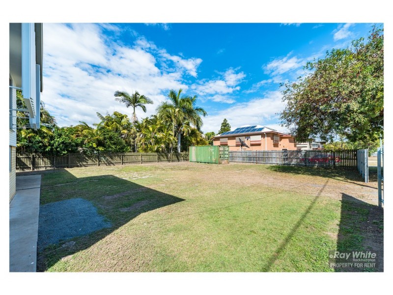 15 Bertram Street, Park Avenue QLD 4701