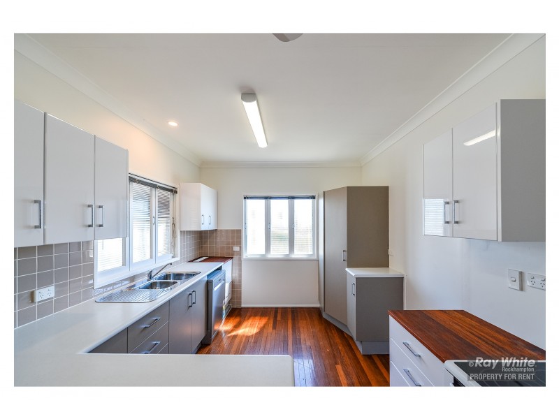 15 Bertram Street, Park Avenue QLD 4701