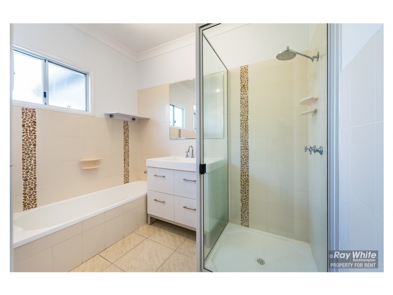 15 Bertram Street, Park Avenue QLD 4701