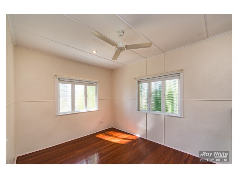 15 Bertram Street, Park Avenue QLD 4701