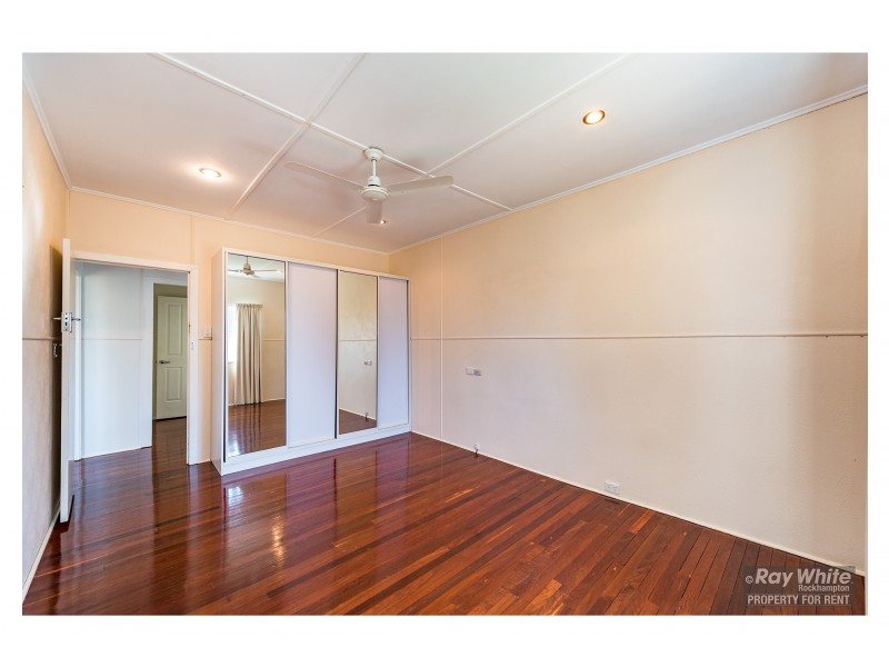 15 Bertram Street, Park Avenue QLD 4701