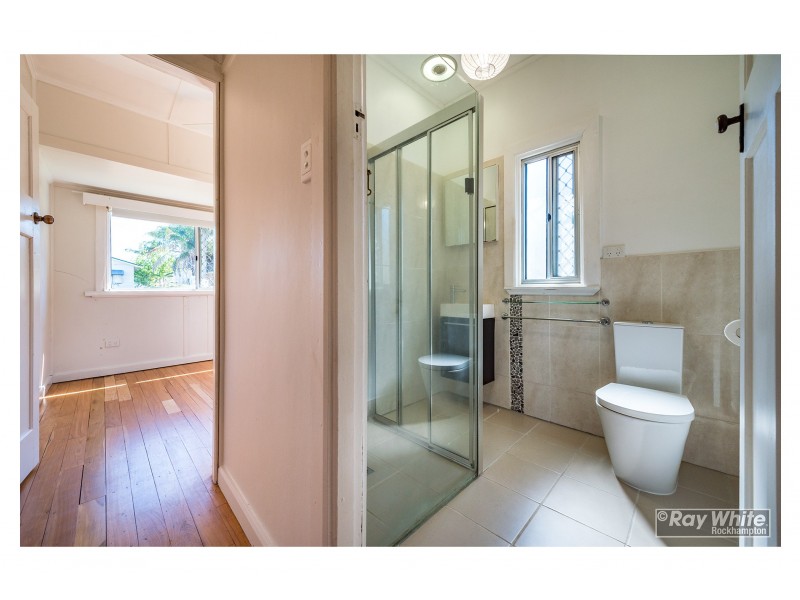 15 Cairns Street, The Range QLD 4700