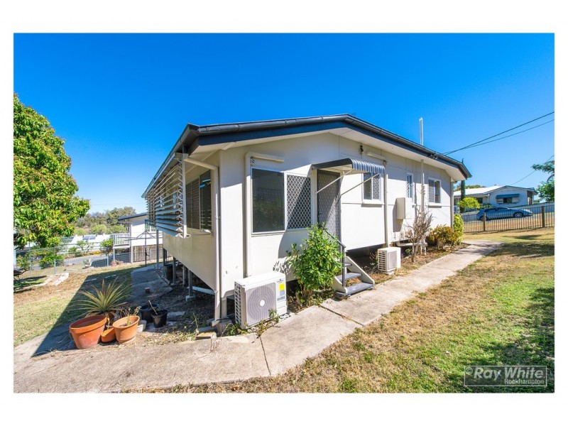 15 Cairns Street, The Range QLD 4700