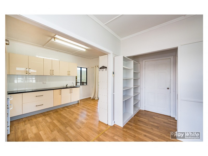 96 Tomkins Street, Berserker QLD 4701