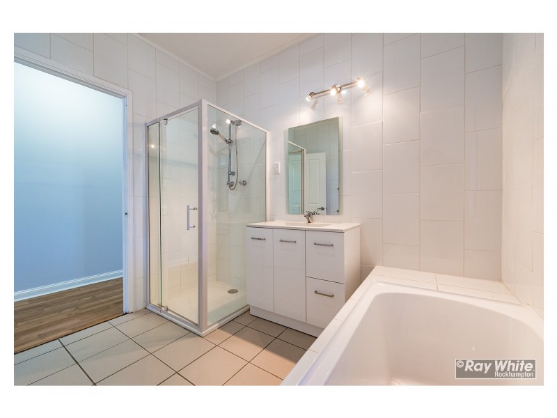 96 Tomkins Street, Berserker QLD 4701