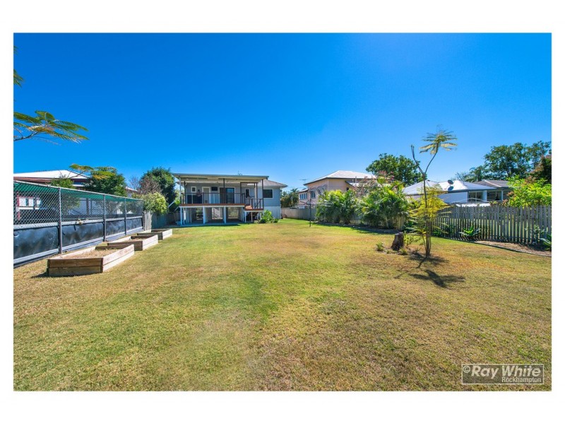 96 Tomkins Street, Berserker QLD 4701