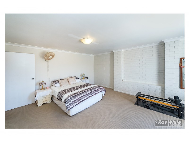 18 Athelstane Street, The Range QLD 4700