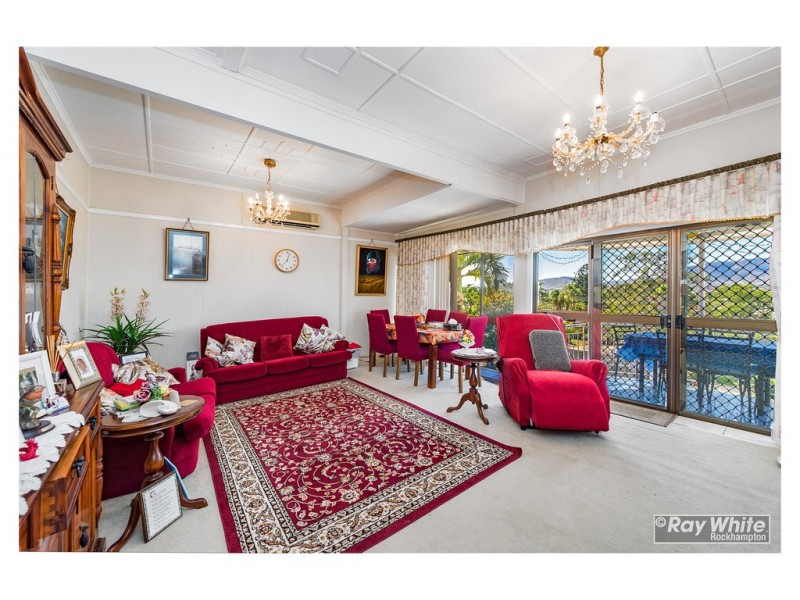 18 Athelstane Street, The Range QLD 4700