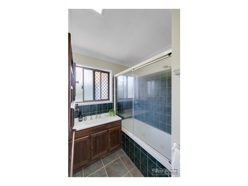 305 Bloxsom  Street, Frenchville QLD 4701