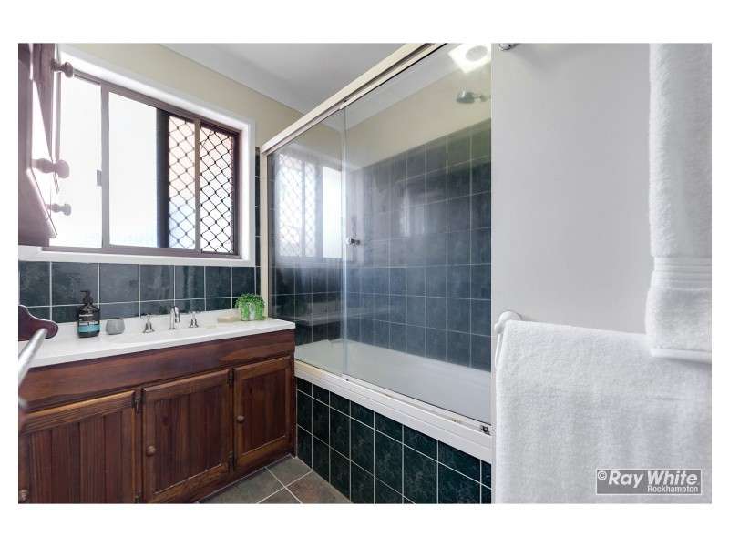 305 Bloxsom  Street, Frenchville QLD 4701