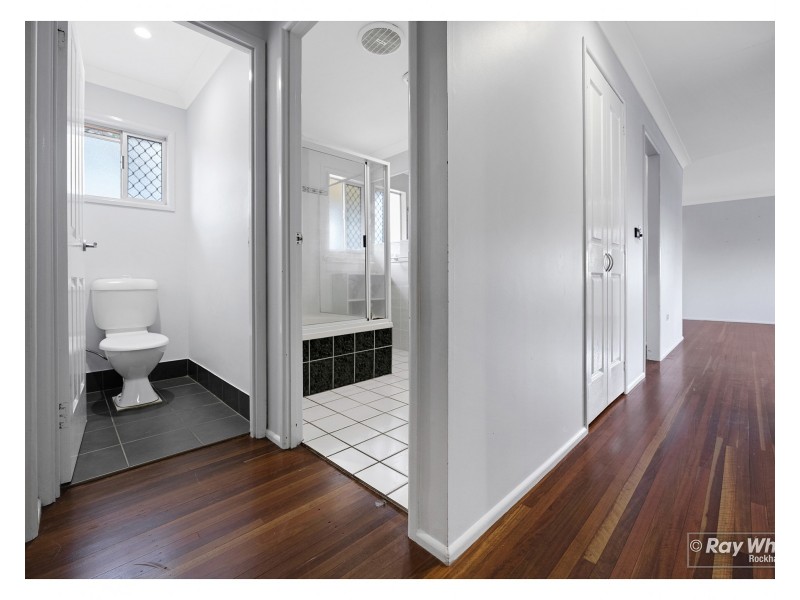 18 Crick Street, Kawana QLD 4701
