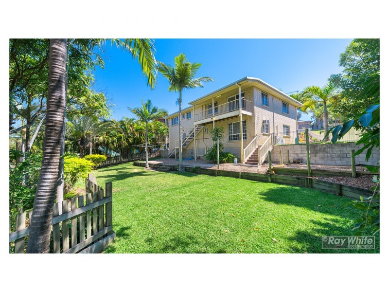 16 Hutcheon Street, Kawana QLD 4701