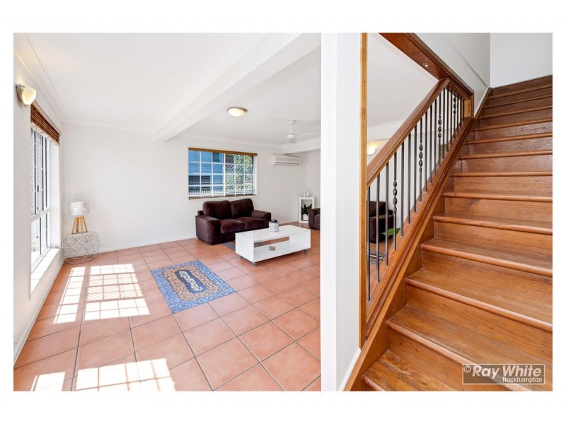 16 Hutcheon Street, Kawana QLD 4701