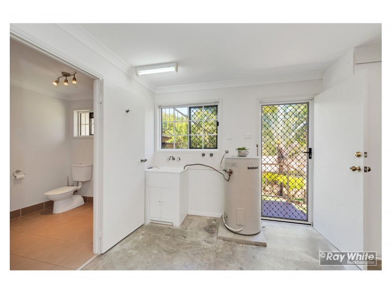 16 Hutcheon Street, Kawana QLD 4701