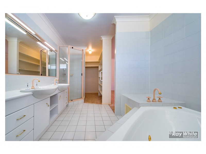 300 Frenchville Road, Frenchville QLD 4701