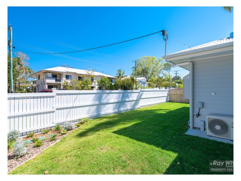 2/36 Church street, Allenstown QLD 4700