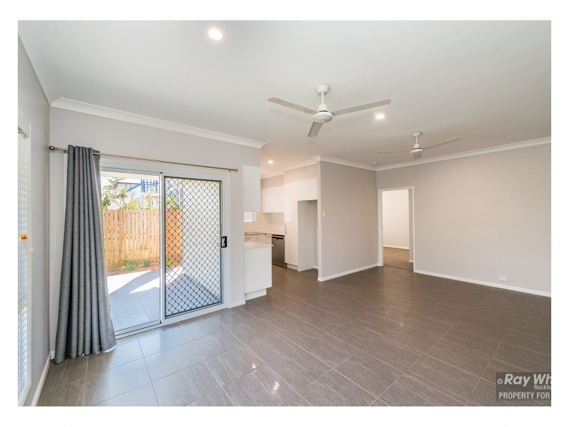 2/36 Church street, Allenstown QLD 4700