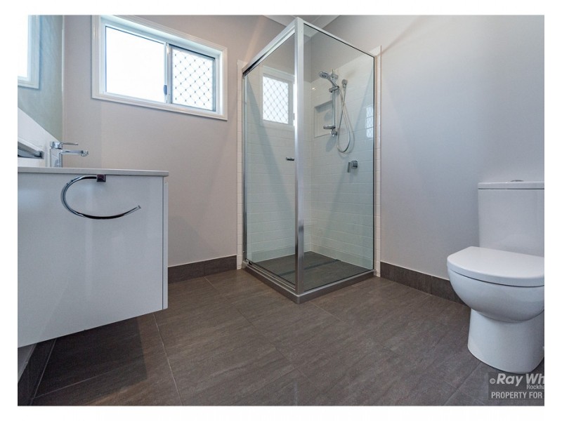 2/36 Church street, Allenstown QLD 4700