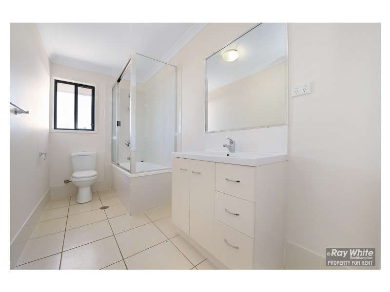 7 Benjamin Drive, Gracemere QLD 4702