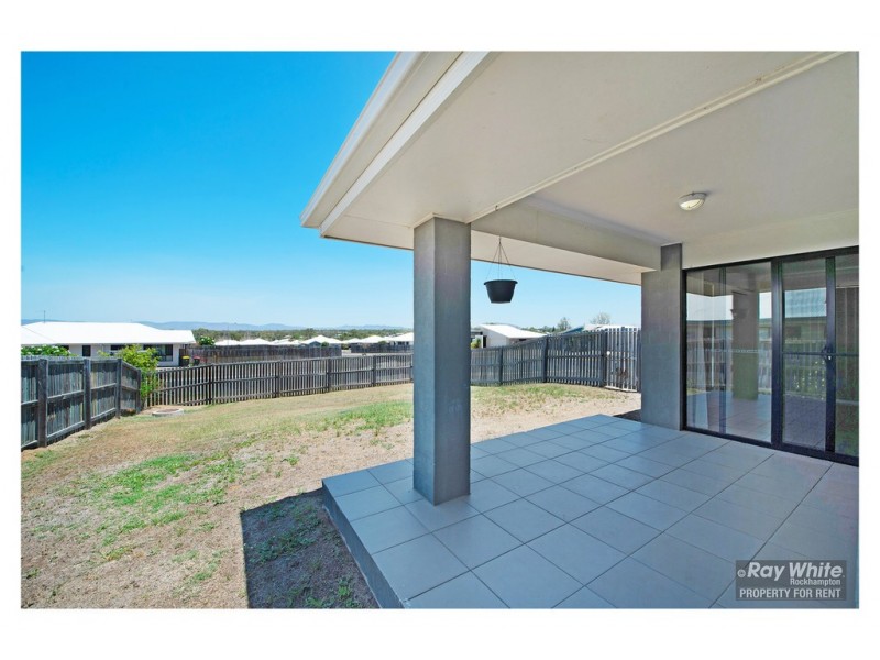 7 Benjamin Drive, Gracemere QLD 4702
